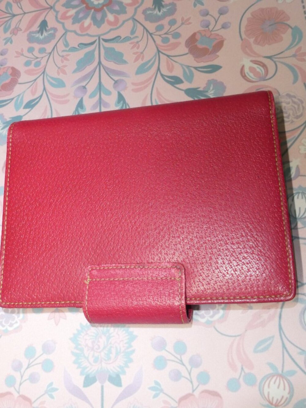 Kate Spade *RARE* Planner - Picture 5 of 15